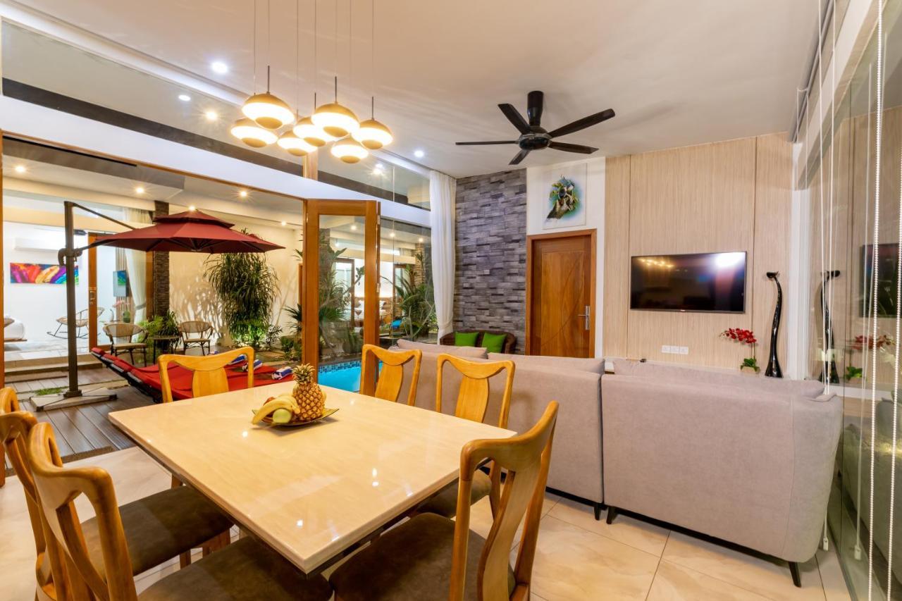 Maneh Villa Langkawi - Private Pool Пантай Ченанг Екстериор снимка
