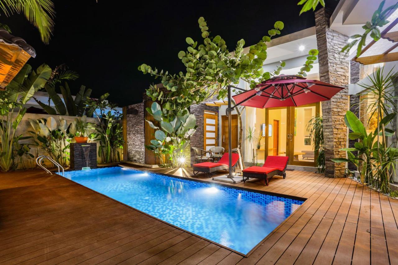 Maneh Villa Langkawi - Private Pool Пантай Ченанг Екстериор снимка