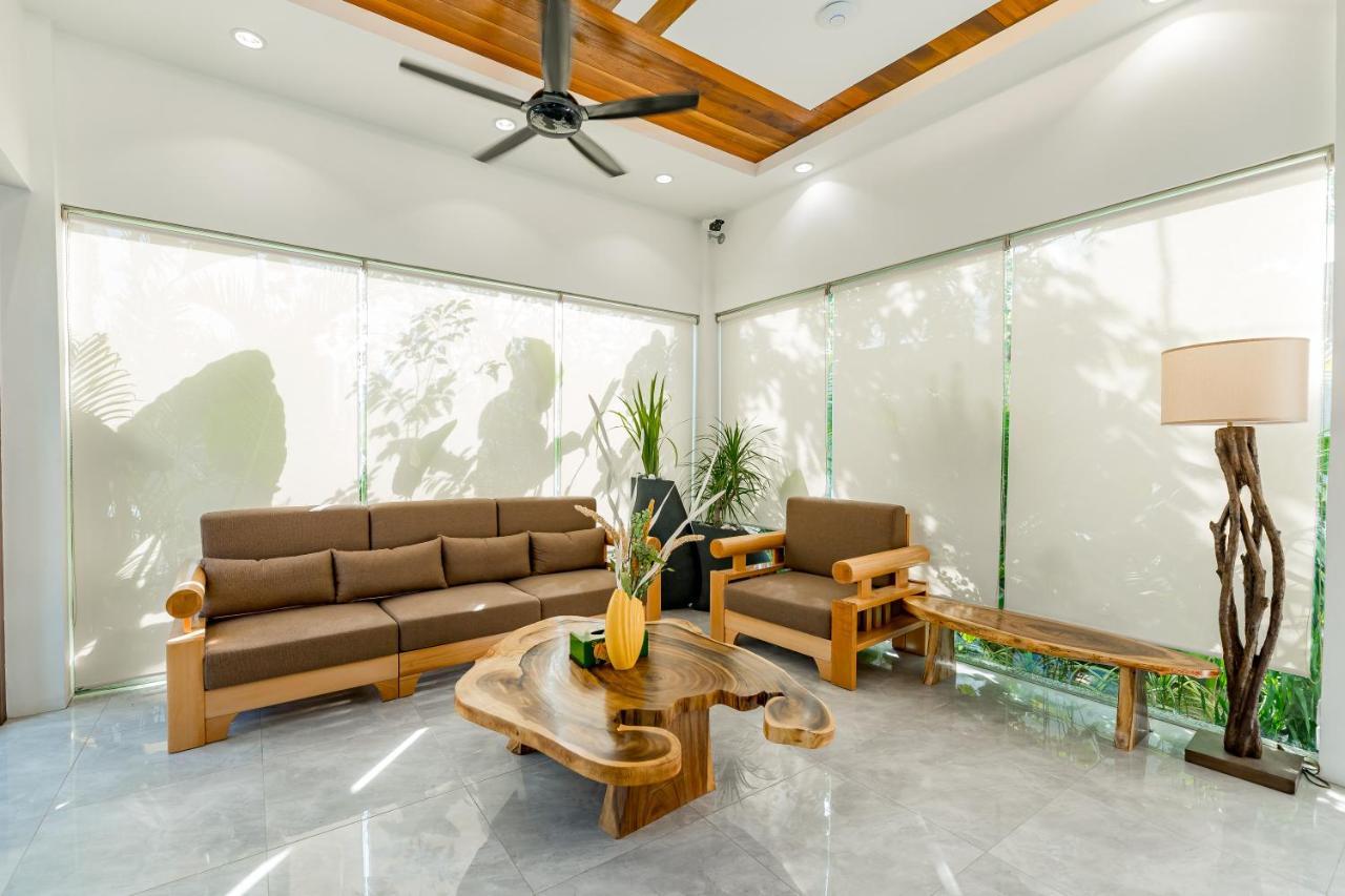 Maneh Villa Langkawi - Private Pool Пантай Ченанг Екстериор снимка