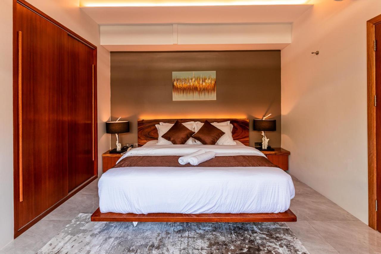 Maneh Villa Langkawi - Private Pool Пантай Ченанг Екстериор снимка