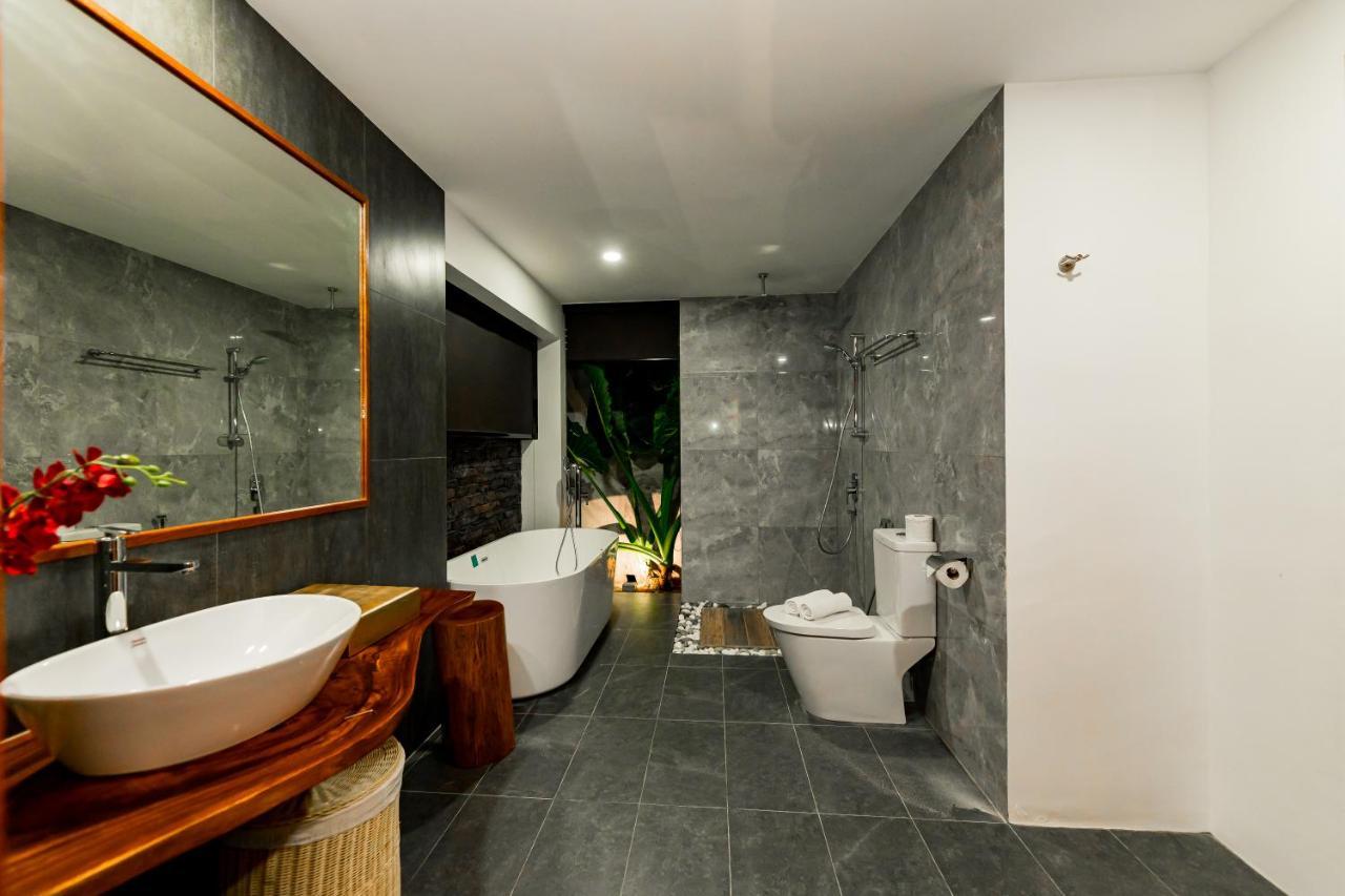Maneh Villa Langkawi - Private Pool Пантай Ченанг Екстериор снимка