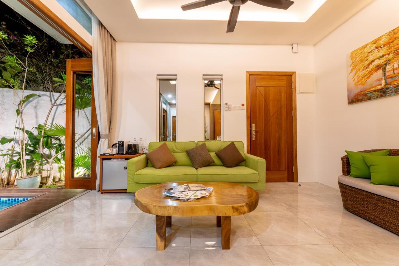 Maneh Villa Langkawi - Private Pool Пантай Ченанг Екстериор снимка