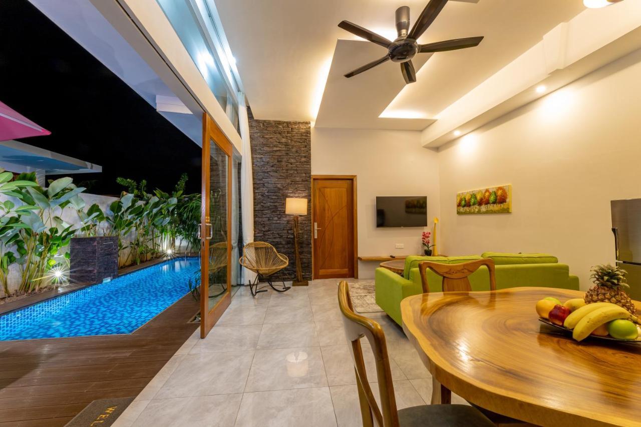 Maneh Villa Langkawi - Private Pool Пантай Ченанг Екстериор снимка